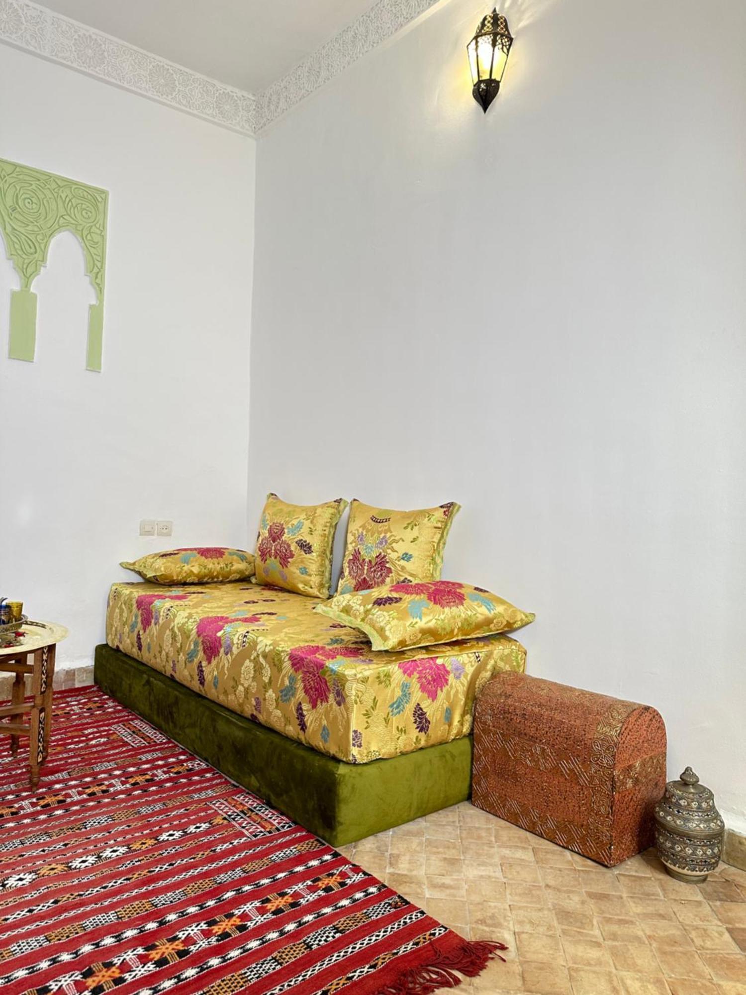 Bed and Breakfast Dar Khmissa Фес Экстерьер фото