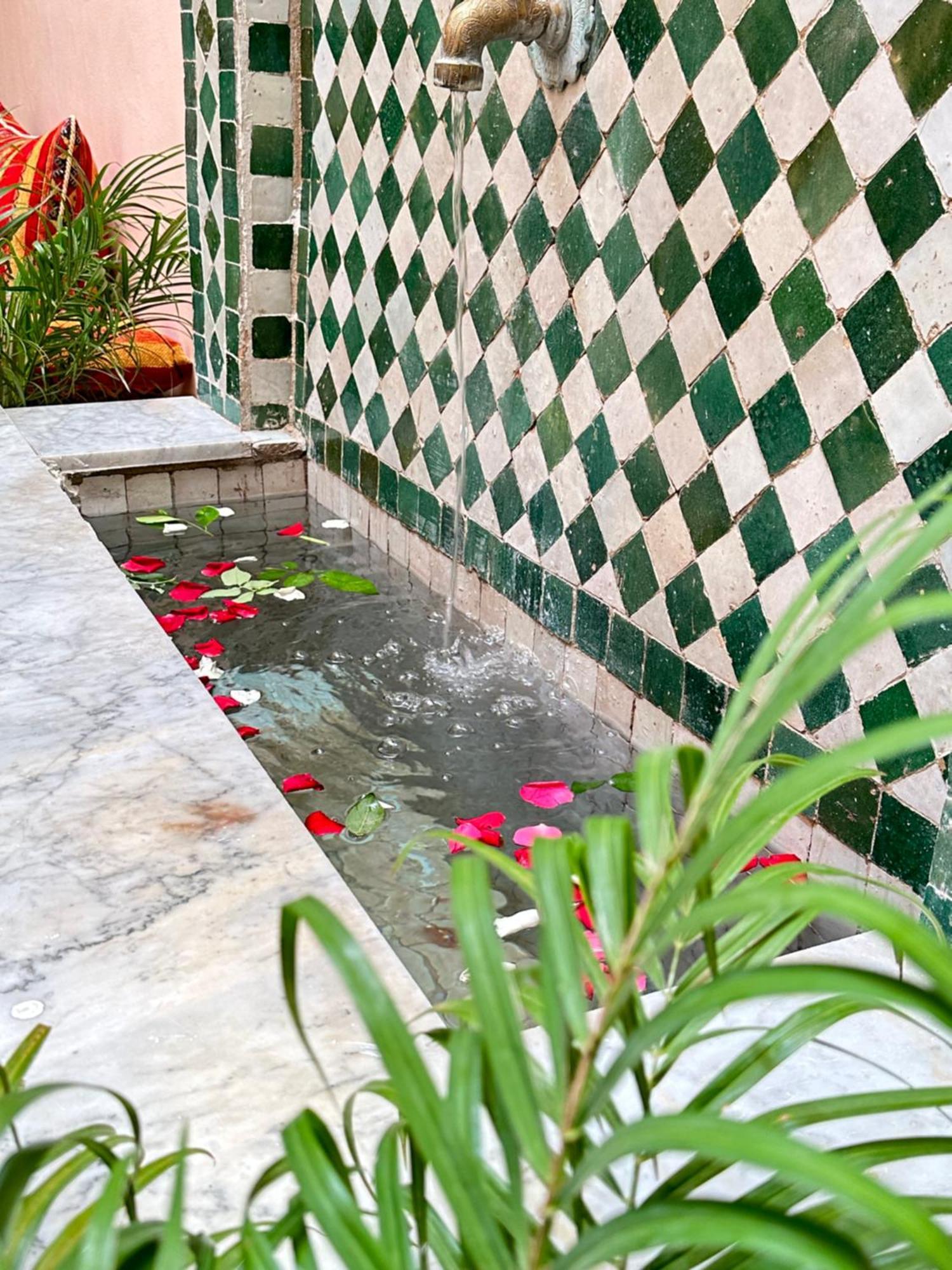 Bed and Breakfast Dar Khmissa Фес Экстерьер фото