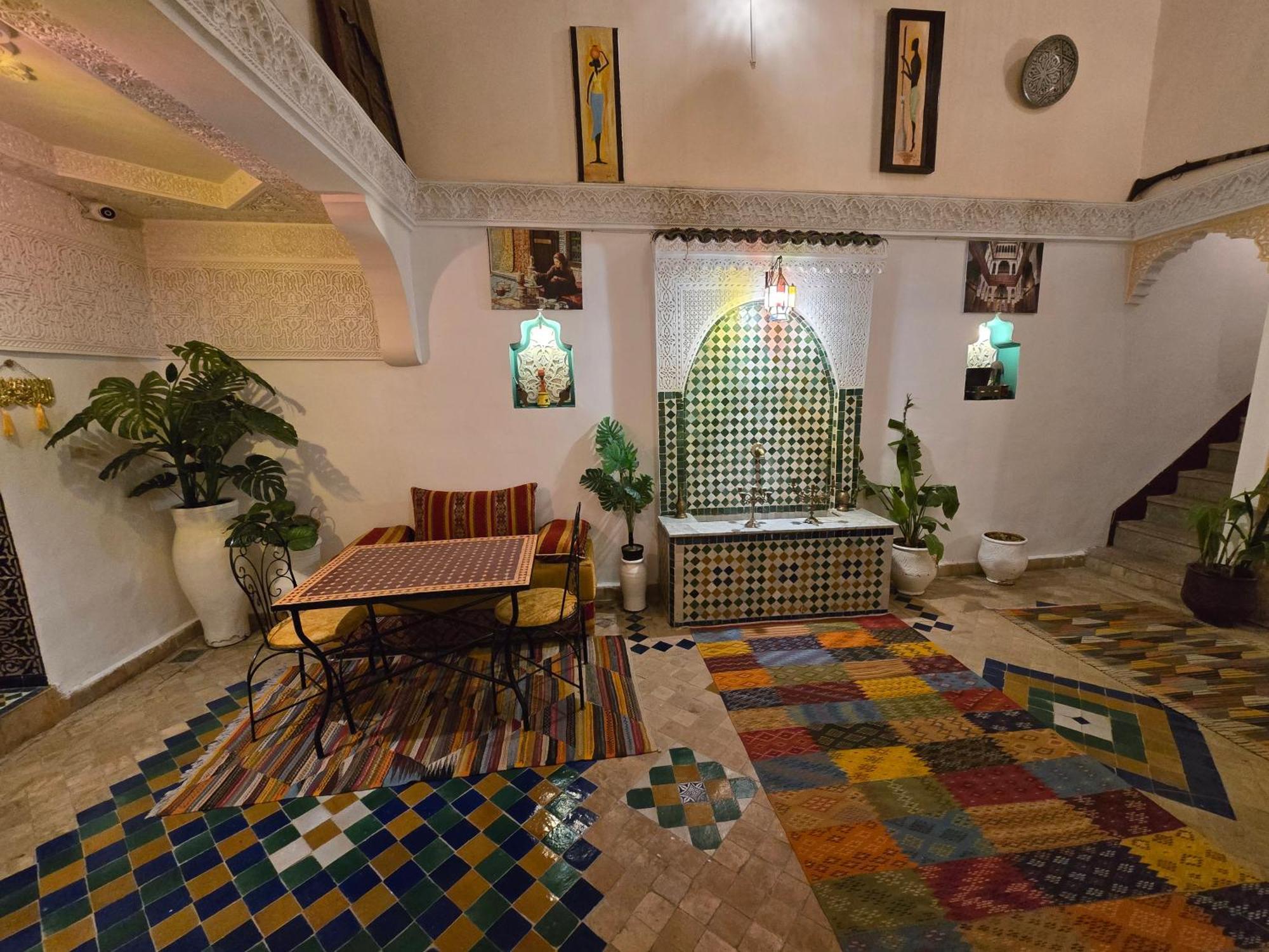Bed and Breakfast Dar Khmissa Фес Экстерьер фото