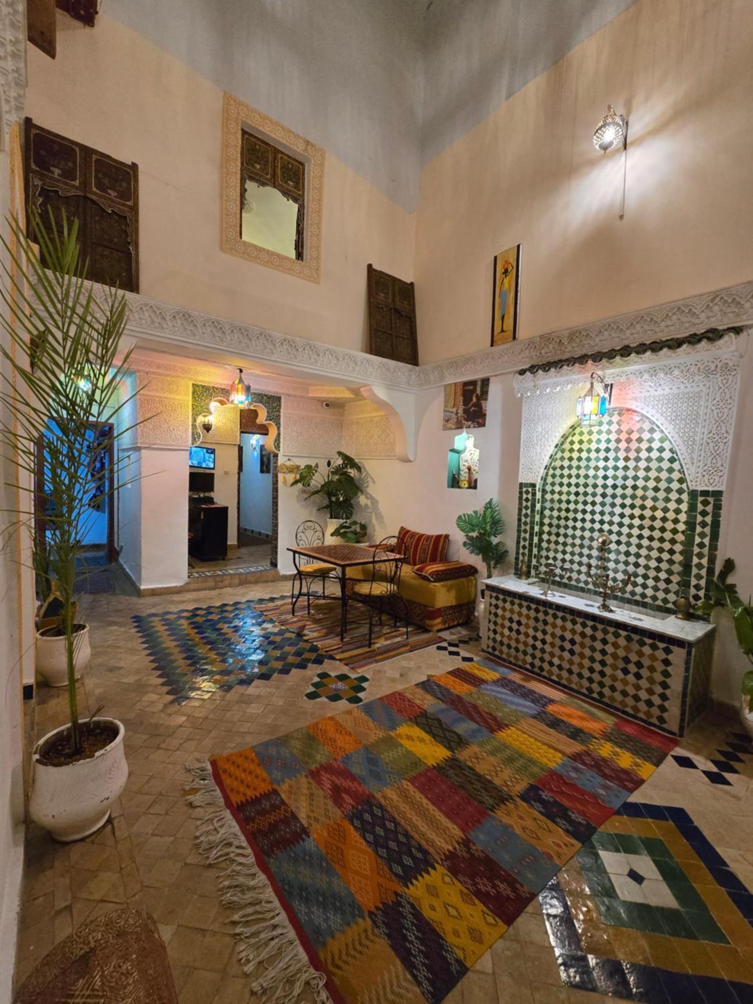 Bed and Breakfast Dar Khmissa Фес Экстерьер фото
