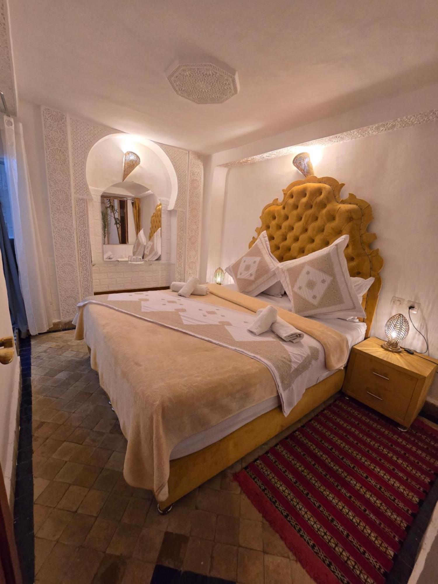Bed and Breakfast Dar Khmissa Фес Экстерьер фото