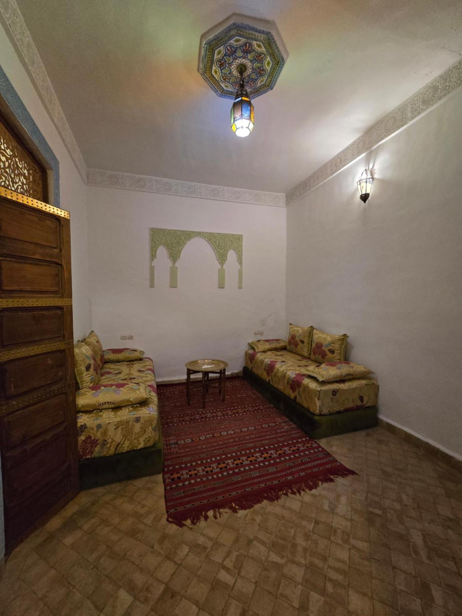Bed and Breakfast Dar Khmissa Фес Экстерьер фото