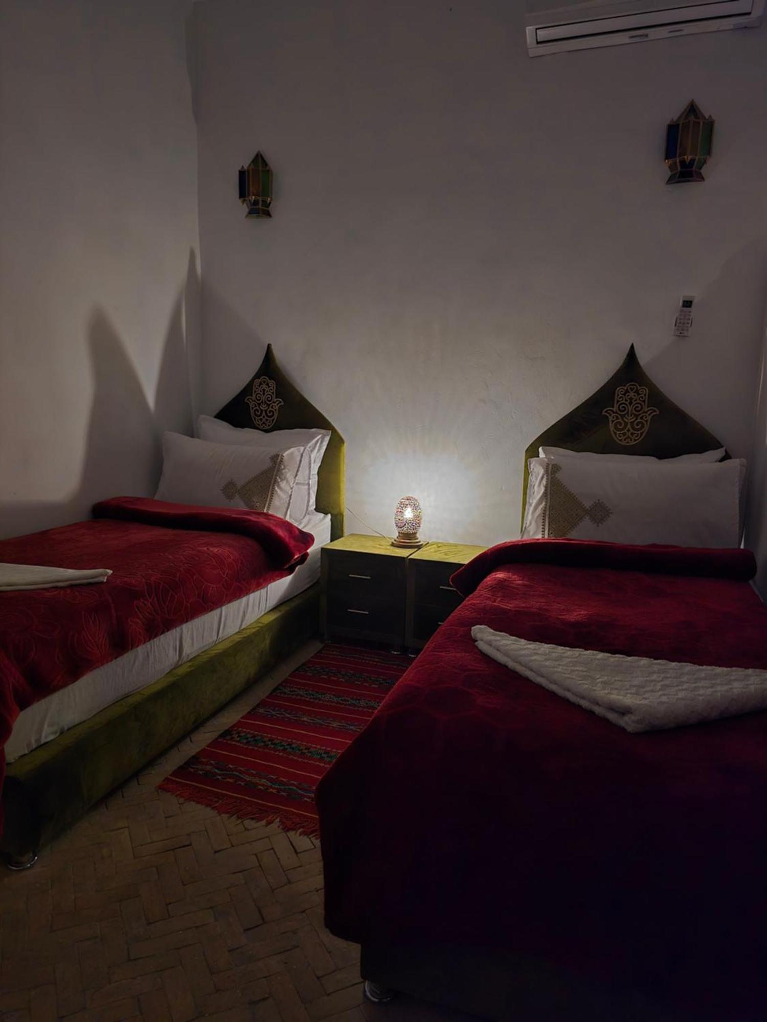 Bed and Breakfast Dar Khmissa Фес Экстерьер фото